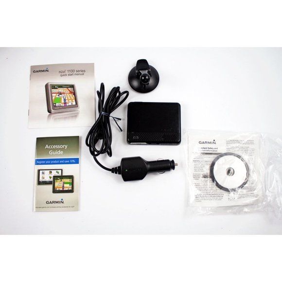 Garmin Nuvi 1100 3 1/2" Touchscreen GPS Navigation Receiver - Picture 2 of 6